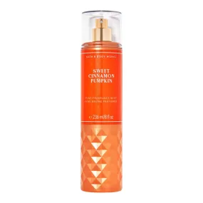 Bath & Body Works Fine Fragrance Body Spray Mist 8 fl oz / 236 mL (Sweet Cinnamon Pumpkin)
