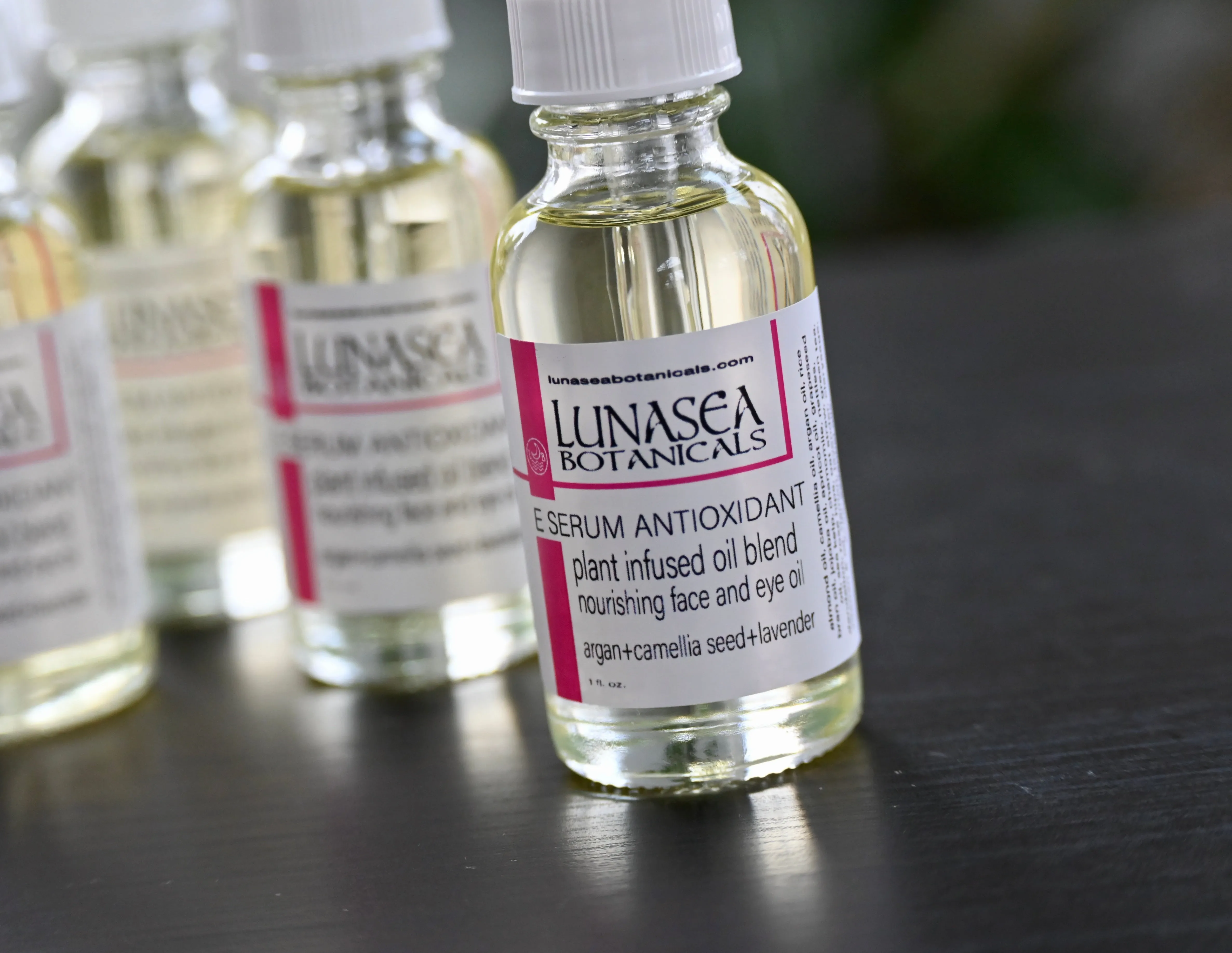 E Serum Antioxidant Face and Eye oil
